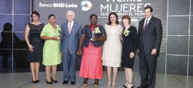 PREMIO MUJERES